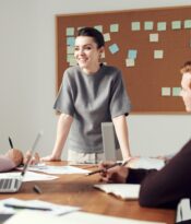 The Proven 10-Step Public Speaking Guide for New Speakers and Novices