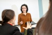 How to Structure a Presentation to Engage Your Audience