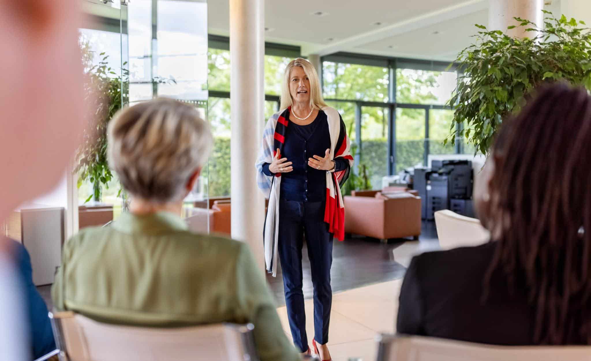 Public Speaking Techniques to Inspire and Influence Others